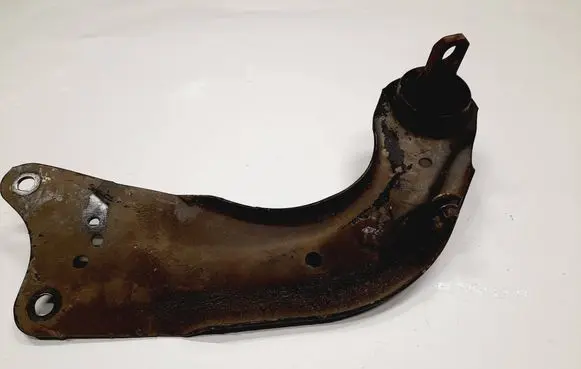 Mazda 3 III Rear control arm