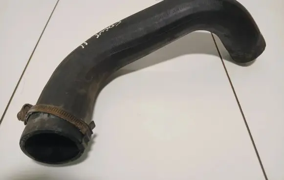 Ford Focus Intercooler hose/pipe
