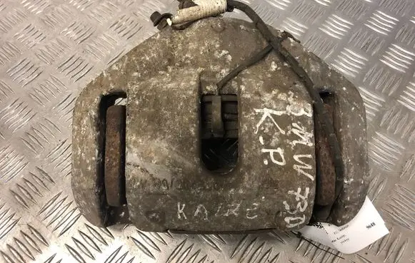 BMW 7 E38 Front brake caliper