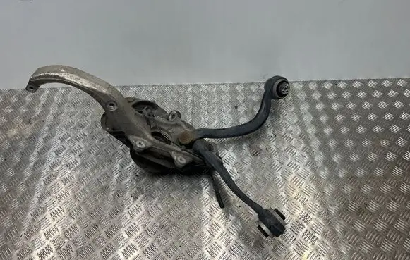 BMW X5 F15 Front wheel hub spindle knuckle 6869869