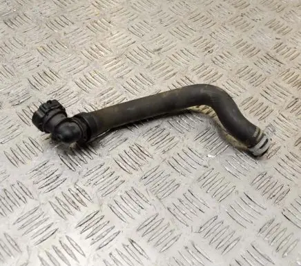 Renault Captur Engine coolant pipe/hose 924001635R