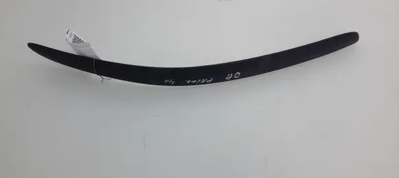 Front bumper splitter molding