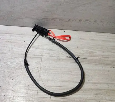 Jeep Grand Cherokee Fuel cap flap release cable