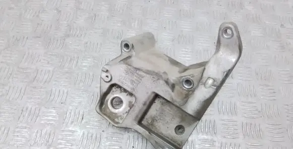 Volvo XC60 Engine mounting bracket 31460904