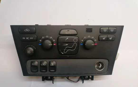 Volvo V70 Climate control unit 7923