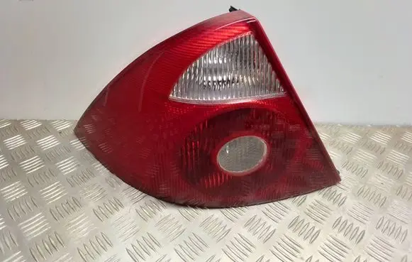 Ford Mondeo Mk III Rear/tail lights 3S7113405A