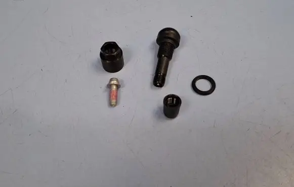 Porsche Cayenne (9Y0 9Y3) Nuts/bolts 9P1601361G