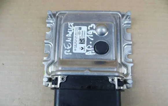 Renault Master III Adblue control unit 0281032615 237G00049R 237G00001R