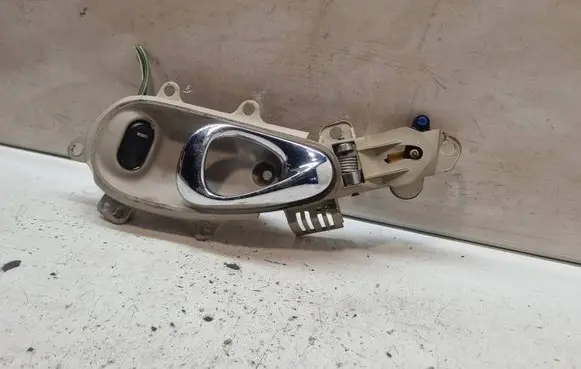 Chrysler PT Cruiser Front door interior handle 0SB97TRMAD 32743H