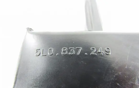 Skoda Yeti (5L) Front door check strap stopper 5L0837249