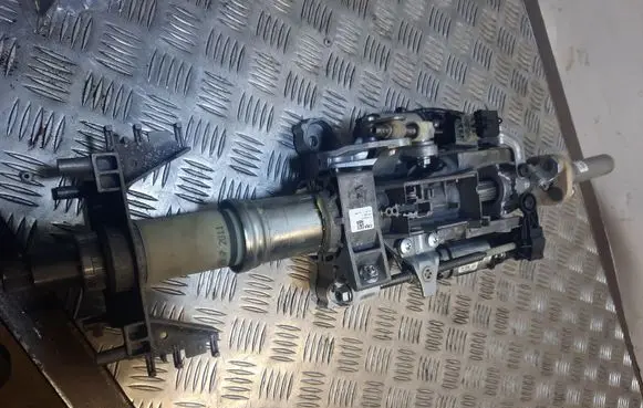 BMW 7 F01 F02 F03 F04 Steering wheel axle 6788155 0768701