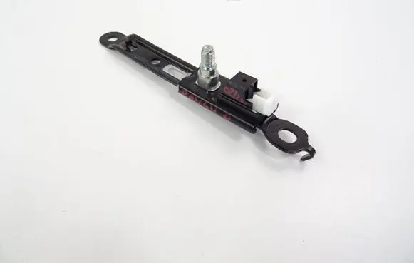 Toyota RAV 4 (XA50) Seat belt adjustment rail E56300