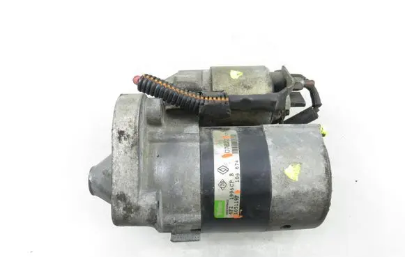 Renault Scenic I Starter motor D7E22