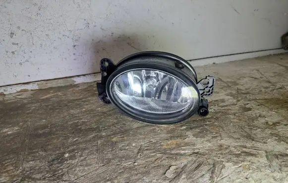 Mercedes-Benz ML W164 Front fog light A1698201656 E4190662 190662