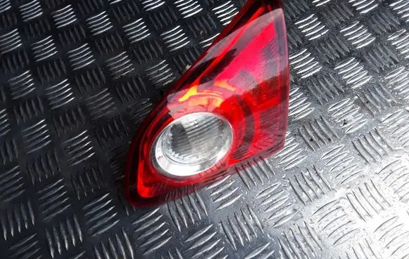 Nissan Qashqai+2 Tailgate rear/tail lights 89071064