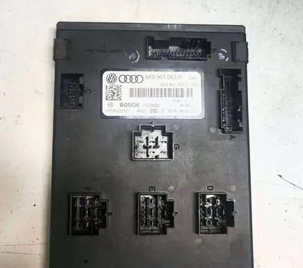 Audi A4 S4 B8 8K Comfort/convenience module 8K0907063P