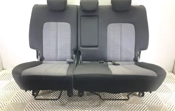 KIA Venga Second row seats 