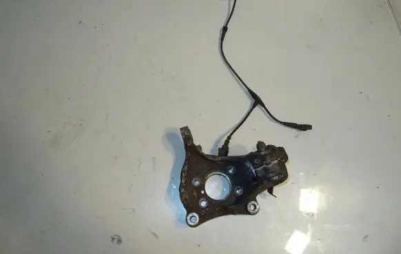 Volkswagen PASSAT B7 Front wheel hub 230505