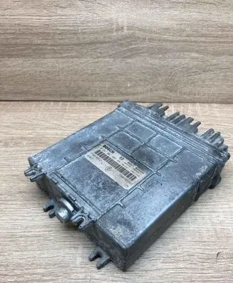 Renault Scenic I Engine control unit/module ECU 7700109621 0281001809