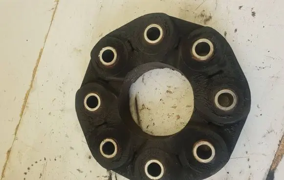 Mercedes-Benz E A207 Rear prop shaft donut coupling/joint 2404110115