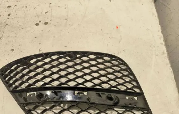 Mercedes-Benz S W222 Front bumper lower grill A2228850353