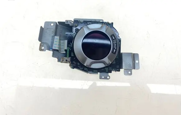Subaru Tribeca Climate control unit M3G497093C 86213XA04A