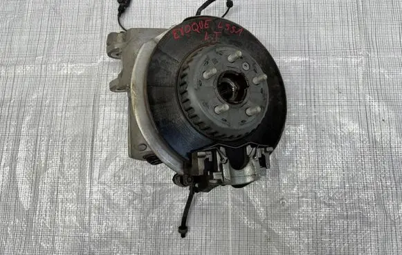 Land Rover Range Rover Evoque L551 Rear wheel hub spindle/knuckle 