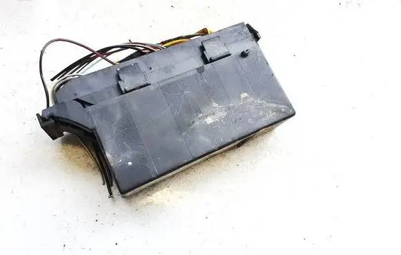 Mercedes-Benz C W202 Light module LCM 2025420532 350066