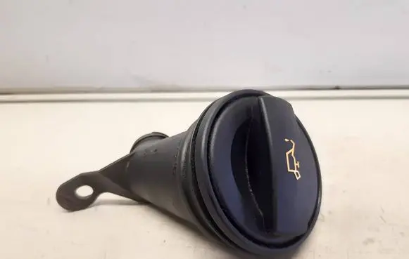 Audi A6 S6 C6 4F Oil filler cap 059103482C