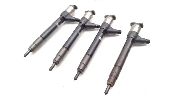 Opel Insignia A Fuel injectors set 55570012