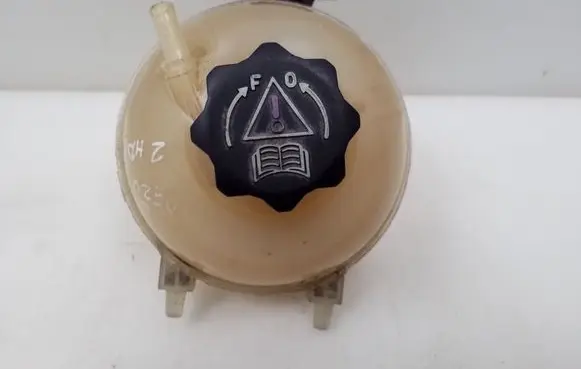 Peugeot 307 Coolant expansion tank/reservoir 
