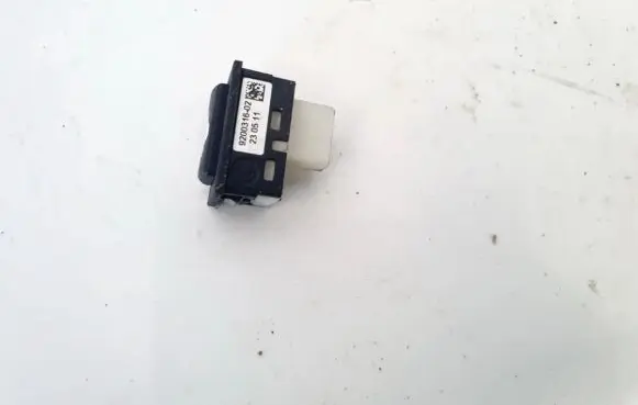 BMW 5 GT F07 Tailgate opening switch 920031602 051010