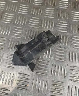 Volkswagen PASSAT B8 Fender foam support/seal 3G0864759