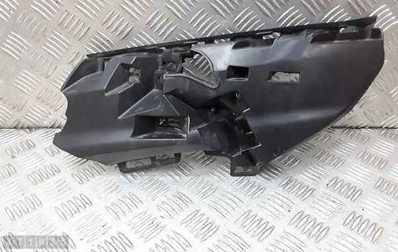 Volvo S60 Front bumper mounting bracket 31290977