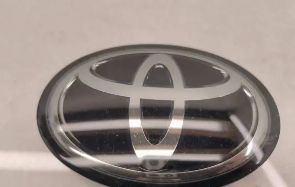 Toyota C-HR I Manufacturer badge logo/emblem 9097502160 90975A2009