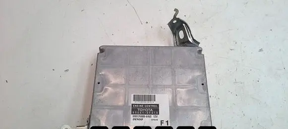 Toyota Corolla Verso AR10 Engine control unit/module 89661-0F010