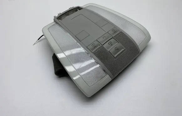 Mercedes-Benz C W204 Front seat light A2048202001 2JM009268-03