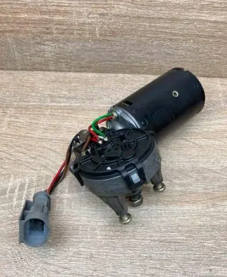 Renault Scenic I Wiper motor 0390241379