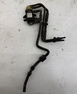 Volkswagen Caddy Turbo solenoid valve 04L131051AH
