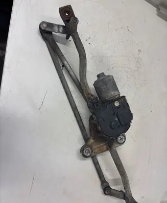Volvo XC70 Front wiper linkage and motor 0390241624 3452SW0401