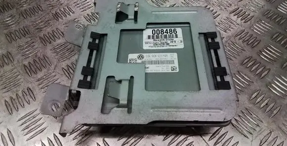 Volkswagen Touran II Engine control unit/module ECU