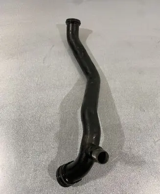 Ford Kuga I Engine coolant pipe/hose