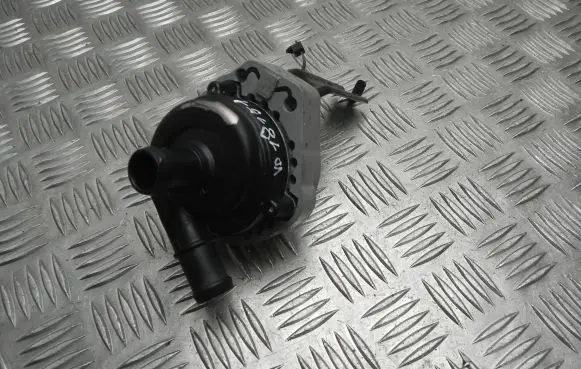 Jaguar I-Pace Electric auxiliary coolant/water pump J9D318D474AA VD18151