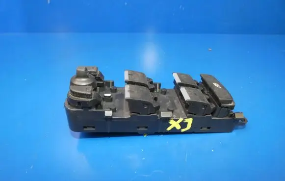 Jaguar XJ X351 Electric window control switch AW9314540AC