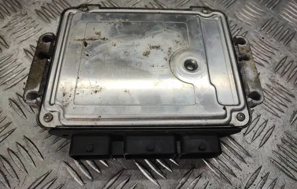 Nissan Primera Engine control unit/module ECU 8200391966 8200514129 23710AW33B