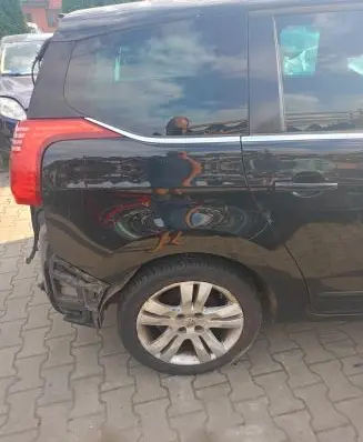 Peugeot 5008 Rear quarter panel 