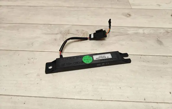 Hyundai i40 Aerial antenna amplifier 954203Z000 1106150951