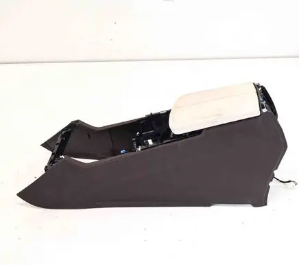 Mercedes-Benz GLE (W166 - C292) Center console A1666803803
