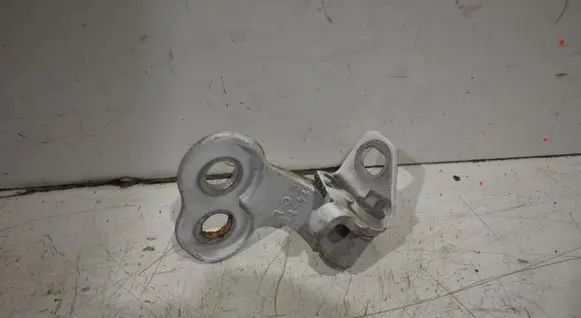 Ford Focus Front door lower hinge 
