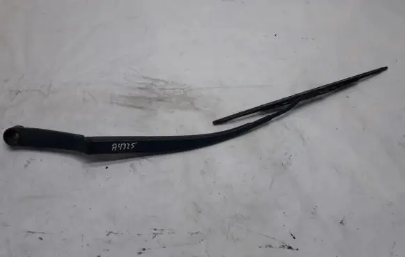 KIA Ceed Front wiper blade arm